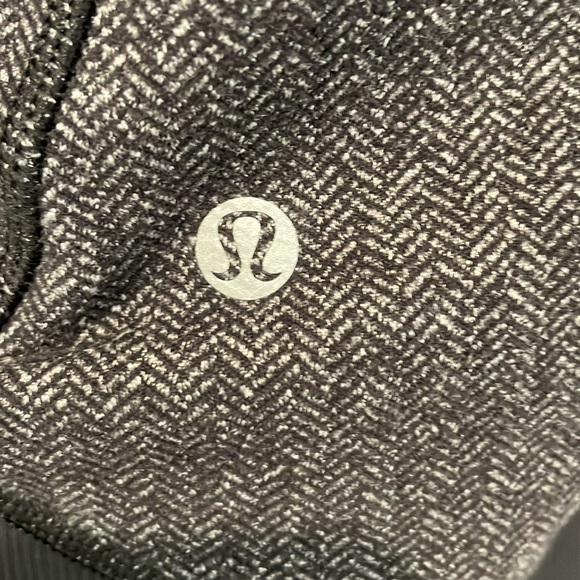 LULULEMON DEFINE JACKET IN BLACK HERRINGBONE WITH HOOD - Picture 4 of 4